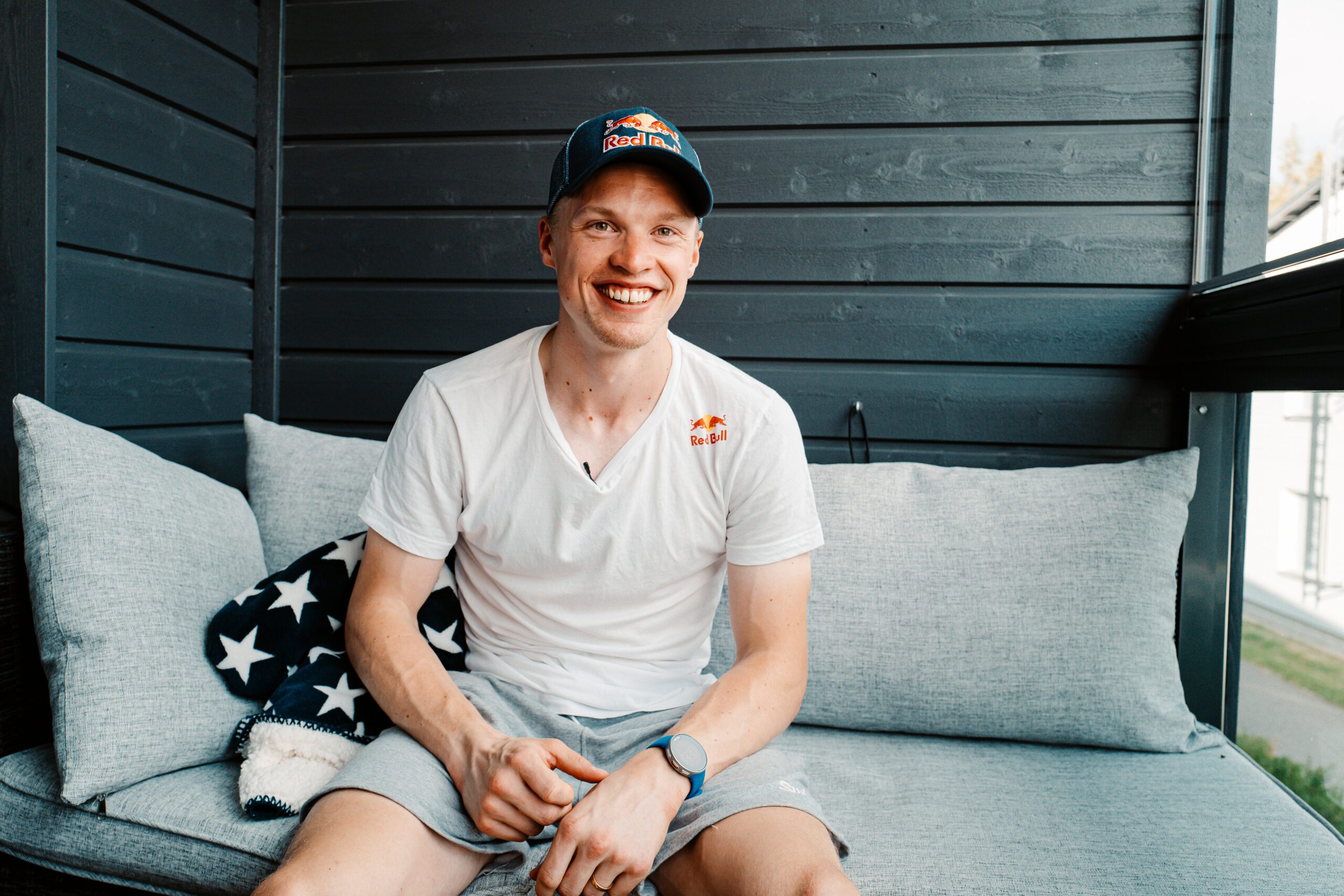 IS: Voimanpesä häkeltyi Iivo Niskasen työnäytteestä