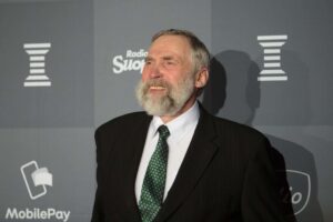 IS: Juha Mieto lyttäsi nykyhiihtäjien ”selittelyt” – yksi suomalaistähti sai puhtaat paperit