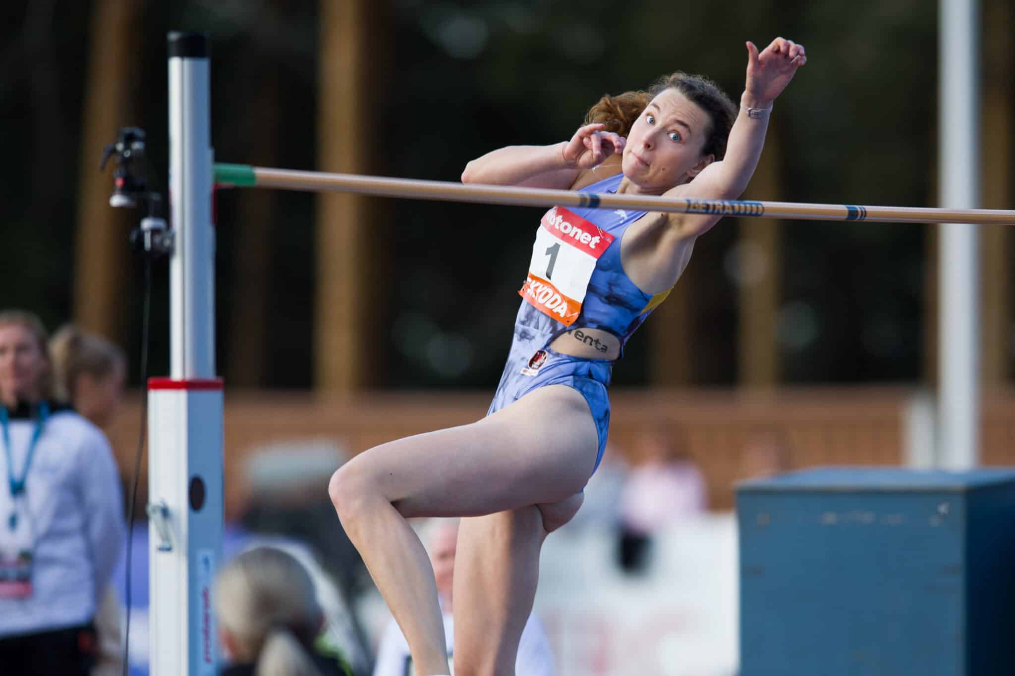 Ella Junnilalta tyly tunnustus – ei jaksa katsella näitä naamoja määräänsä enempää Ella Junnilalta tyly tunnustus – ei jaksa katsella näitä naamoja määräänsä enempää