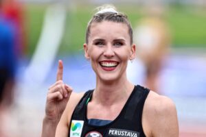 Kristiina Mäkelä yllätti – paluu yleisurheilun pariin