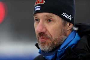 Suomen olympiapakka räjähti – näin hiihdon päävalmentaja Teemu Pasanen kommentoi