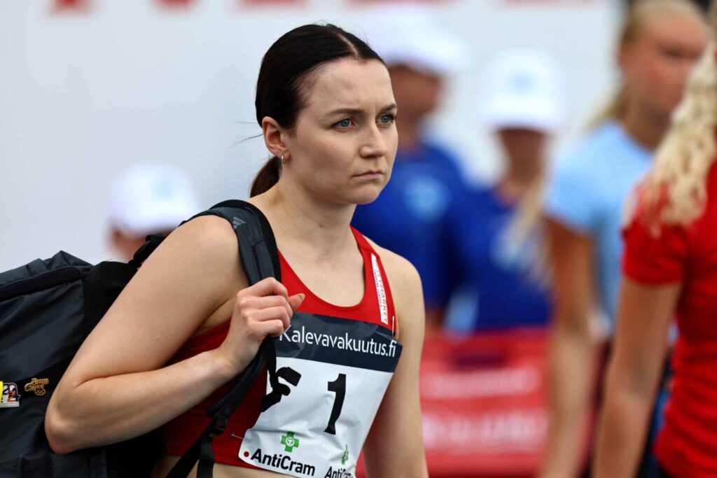 Pihalle MM-kisoista – Reetta Hurske avautui nyt: "Tuntuu ikävälle" Pihalle MM-kisoista – Reetta Hurske avautui nyt: ”Tuntuu ikävälle”