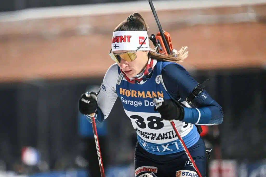 Suomalainen ampumahiihtäjä toisen maan palvelukseen – ällistynyt nainen kommentoi Ylelle Suomalainen ampumahiihtäjä toisen maan palvelukseen – ällistynyt nainen kommentoi Ylelle