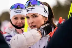 Jasmin Kähärä ällistyi Ylen miestoimittajan kysymyksestä Jasmin Kähärä ällistyi Ylen miestoimittajan kysymyksestä