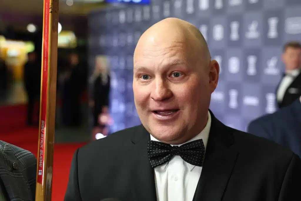 Tämä näky oli liikaa: Kalle Palander murtui kyyneliin