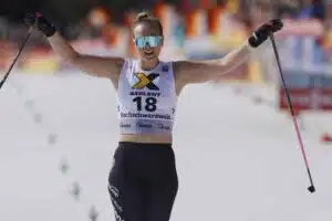 Minja Korhosen kilpasisko pöyristyi pomomiehen kommentista Minja Korhosen kilpasisko pöyristyi pomomiehen kommentista