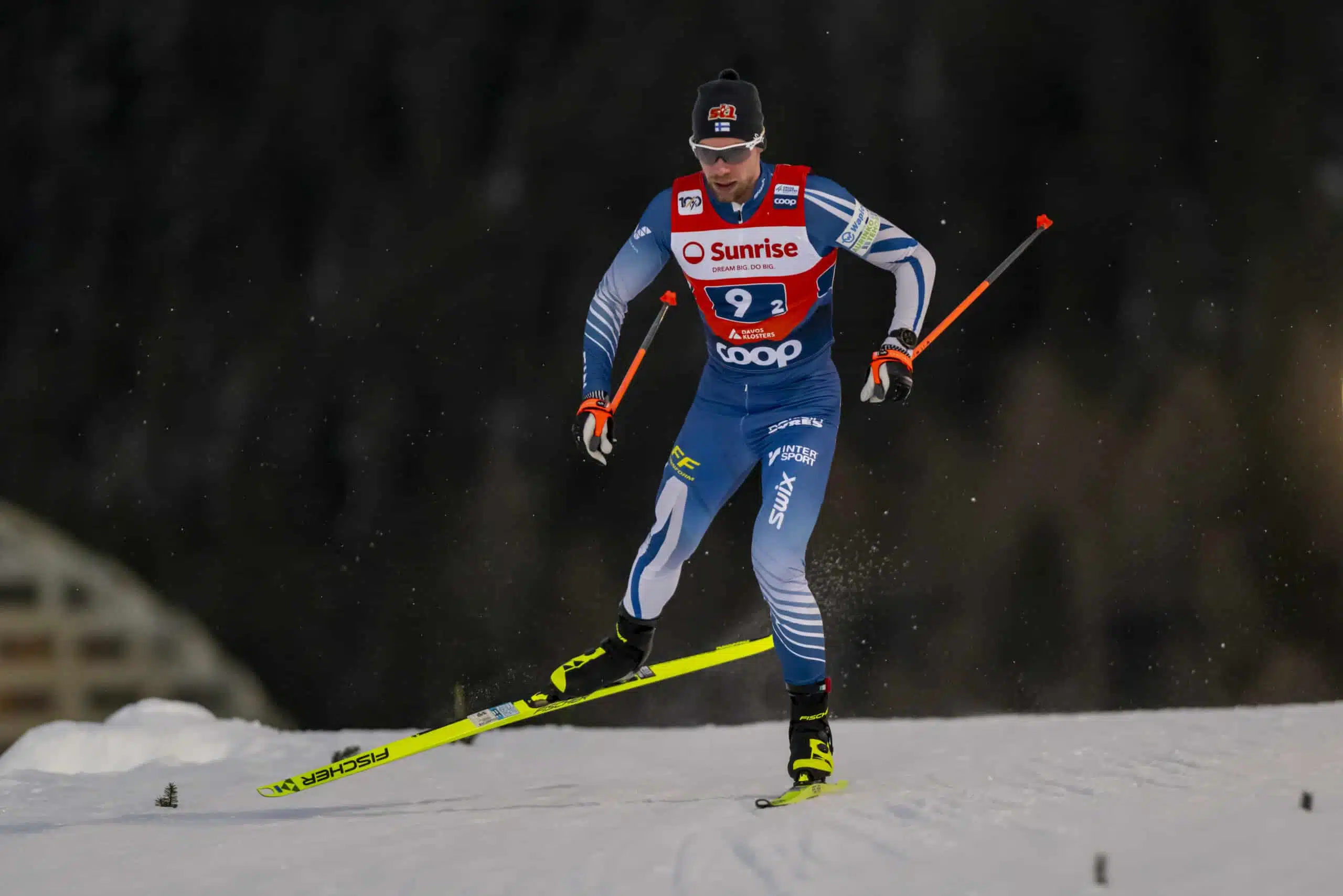 Se oli siinä – hiihtotähti Joni Mäki vahvisti