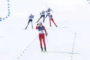 Ranskan presidentti Emmanuel Macron reagoi hiihdon skandaalimitaliin