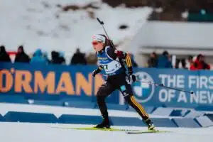 Suvi Minkkisen kilpasiskon korttitalo romahti – se meni itkemiseksi