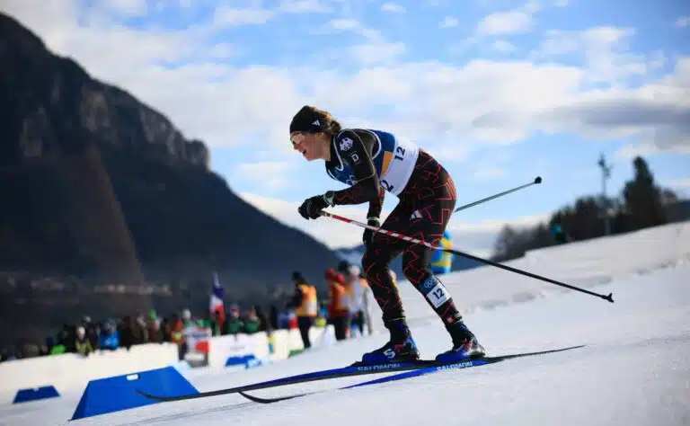 Hiihtotähdeltä valitettava päivitys – polvi hajalla