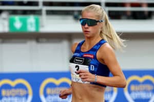 Ylen Petra Manner laittoi Alisa Vainion kiusalliseen tilanteeseen Ylen Petra Manner laittoi Alisa Vainion kiusalliseen tilanteeseen